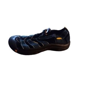 Keen, boys color blue waterproof hiking sandals.